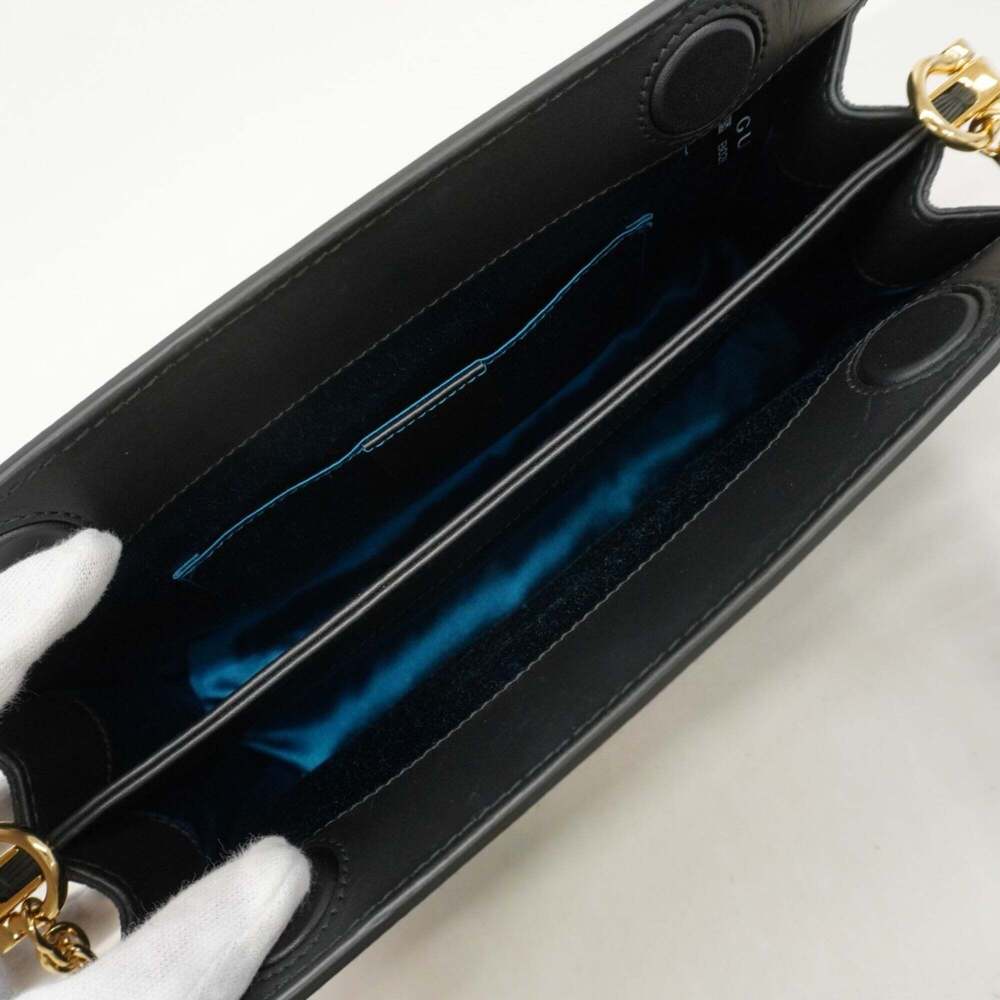 GUCCI Black Shoulder Bag - Picture 4 of 8